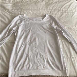 Lululemon white swiftly long sleeve
